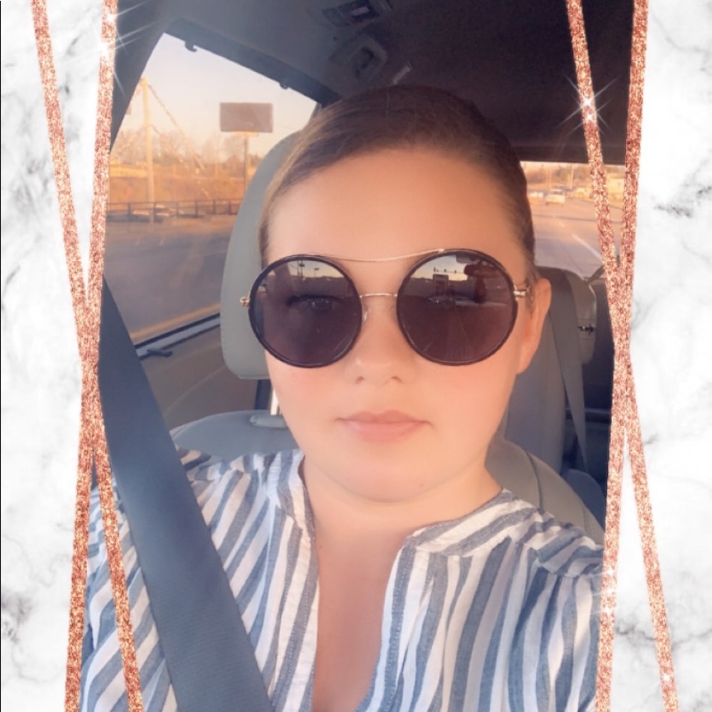 Meet your Posher, Diana